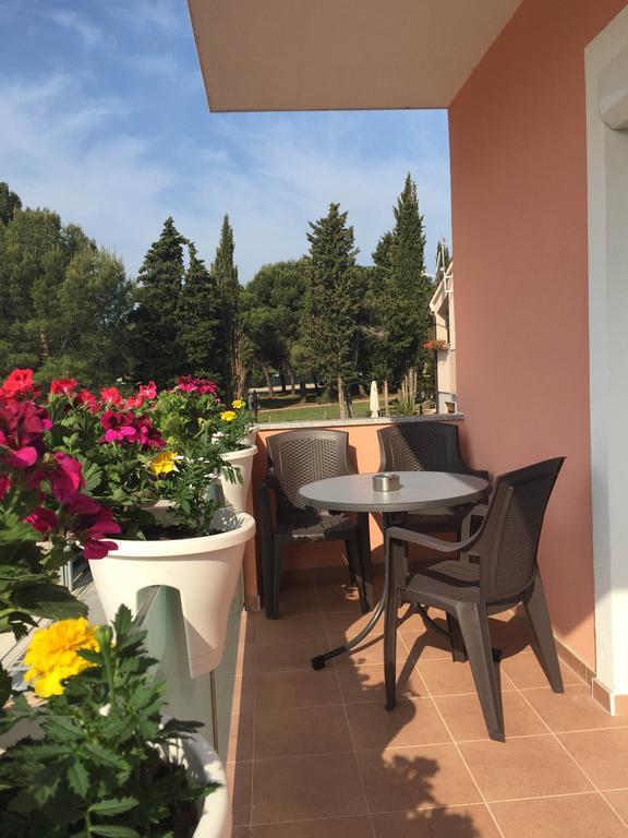פאז'אנה Guest House Navetta 2 מראה חיצוני תמונה